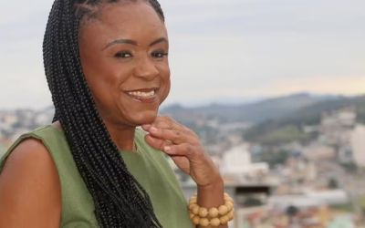 De faxineira a universitária: mulher conquista vaga na federal onde trabalhava na limpeza