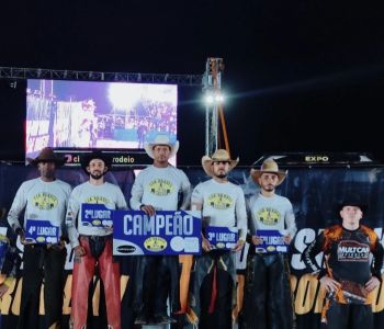 Timotense conquista título na montaria em touros na Expo Alto Rio Doce