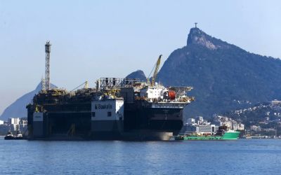 Restrição no Estreito de Ormuz abre oportunidade para o Brasil no mercado global de energia