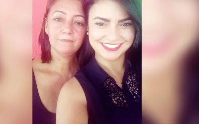 Mulher é presa suspeita de matar a mãe a facadas em Goiás