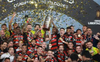 Tetra da Libertadores rende ao Flamengo R$ 187,8 milhões e clube mira faturamento acima de R$ 2 bilhões em 2025