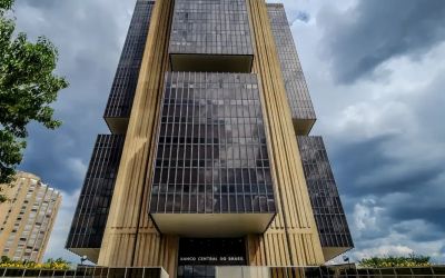  Ataque hacker desvia milhões de contas bancárias institucionais