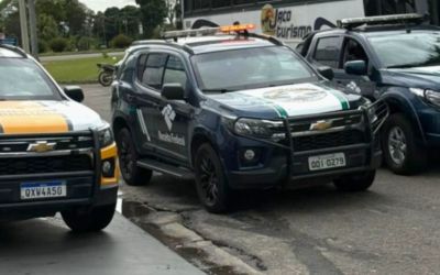  Receita Federal apreende ônibus com produtos de contrabando na BR-381, em Ipatinga