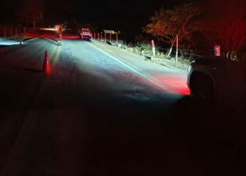 Motociclista morre após bater em estacas de cerca na BR-259, em Itueta