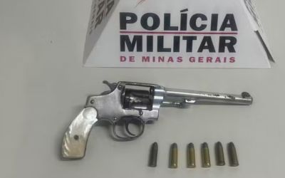 Homem com 84 passagens pela polícia é preso armado no centro de Governador Valadares