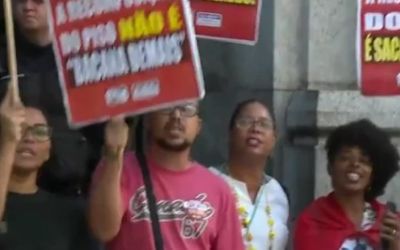 Professores de BH sofrem cortes de até 22% nos salários após greve