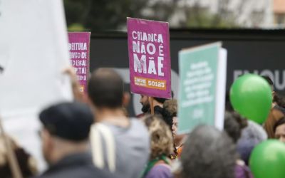 Brasil teve 822 mil nascidos vivos de mães de 8 a 17 anos entre 2019 e 2023, aponta observatório