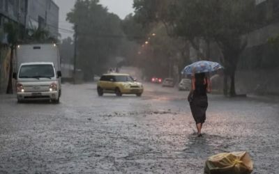  Inmet emite alerta vermelho de grande perigo para 53 cidades de MG por acumulado de chuva