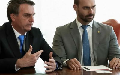 Bolsonaro diz que Eduardo será preso se voltar ao Brasil
