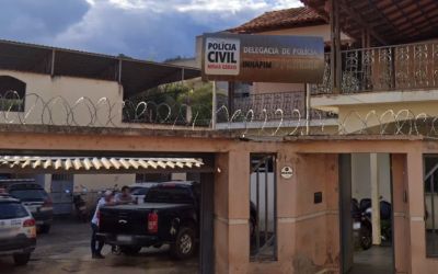 Professor é indiciado por agredir aluno com deficiência em escola de Inhapim