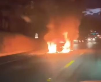 Engavetamento com quatro veículos incendeia carro na BR-116 entre Caratinga e Ubaporanga