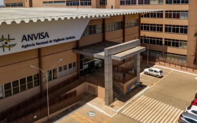 Anvisa suspende protetores solares e repelentes da Henlau e determina recolhimento