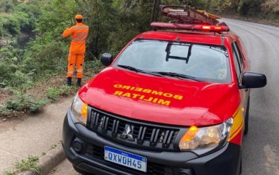 Bombeiros retomam buscas por casal desaparecido em área de mata entre Itabira e João Monlevade