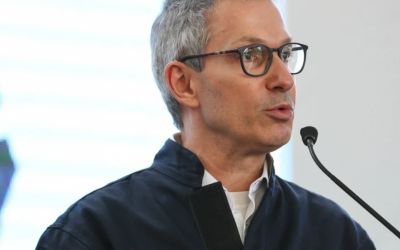 Zema avalia substituição no comando da Educação em Minas