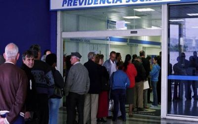 INSS convoca 4 milhões para prova de vida: prazo de 30 dias