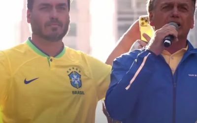 Carlos Bolsonaro critica Justiça ao comparar liberdade de empresário com prisão de Jair Bolsonaro