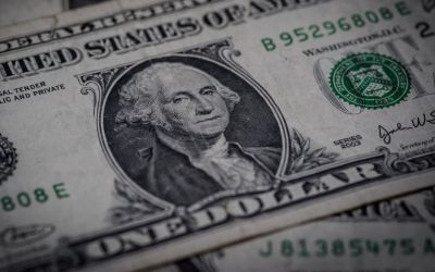 Dólar sobe a R$ 5,24 após Trump indicar Kevin Warsh para o Fed