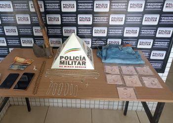 Operação da PMMG prende quatro suspeitos e apreende adolescente após furto no centro de Bom Jesus do Galho