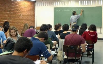 Faculdades têm até 23h59 desta segunda (15) para cadastrar vagas do Fies 2026/2