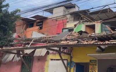 Mãe e três filhos escapam após casa desabar em Governador Valadares