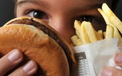 Estudo aponta que até pequenas quantidades de alimentos processados aumentam risco de doenças crônicas