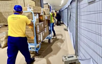 Papai Noel dos Correios: veja como adotar uma cartinha e fazer a alegria de uma criança