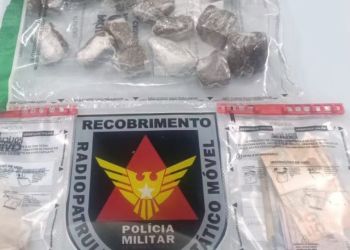 PM cerca casa, suspeitos tentam fugir e cinco são presos em Governador Valadares