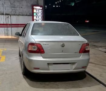 Motorista embriagado é preso em Caratinga dirigindo carro furtado em Ipanema