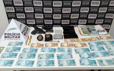 Homem é preso com arma, documentos falsos e distintivos policiais em Timóteo