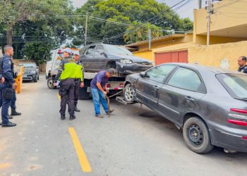 Operação em Ipatinga recolhe veículos abandonados em vias e áreas públicas