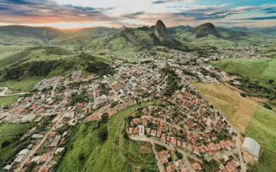 Prefeitura de Itabirinha abre concurso com 120 vagas e salários de até R$ 12 mil; confira detalhes