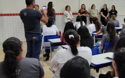 Mais de 50 cursos técnicos gratuitos estão com inscrições abertas para estudantes e egressos da rede estadual em Minas