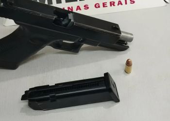 Dupla é presa com arma falsa após ameaçar morador em Ipatinga