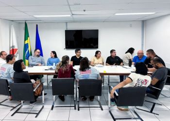 Ipatinga reabre diálogo com educadores e avança em negociações salariais