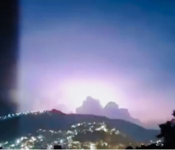 Tempestade de raios assusta moradores de Manhuaçu, na Zona da Mata de Minas Gerais