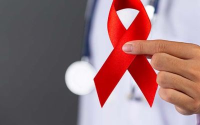 Dezembro Vermelho reforça prevenção e direitos de pessoas com HIV e outras ISTs no Brasil