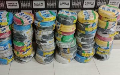  Casal suspeito de estelionato é preso com cabos elétricos e materiais de construção em Piedade de Caratinga