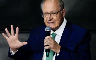Alckmin chama Pix de sucesso após investigação dos EUA