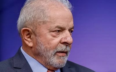 Lula cobra salários maiores e defende revisão da jornada de trabalho no Brasil
